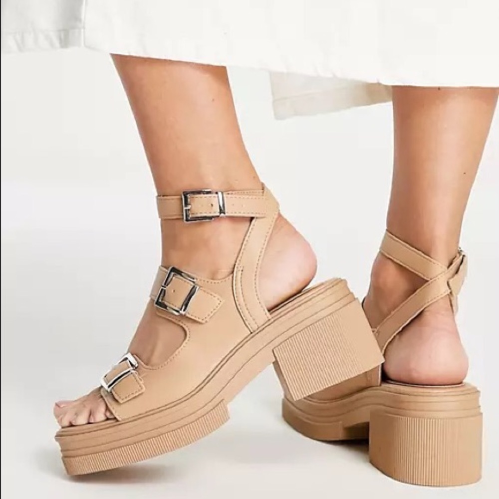 Asos Design Wide Fit Heston Chunky Mid Heeled Sandals in Beige